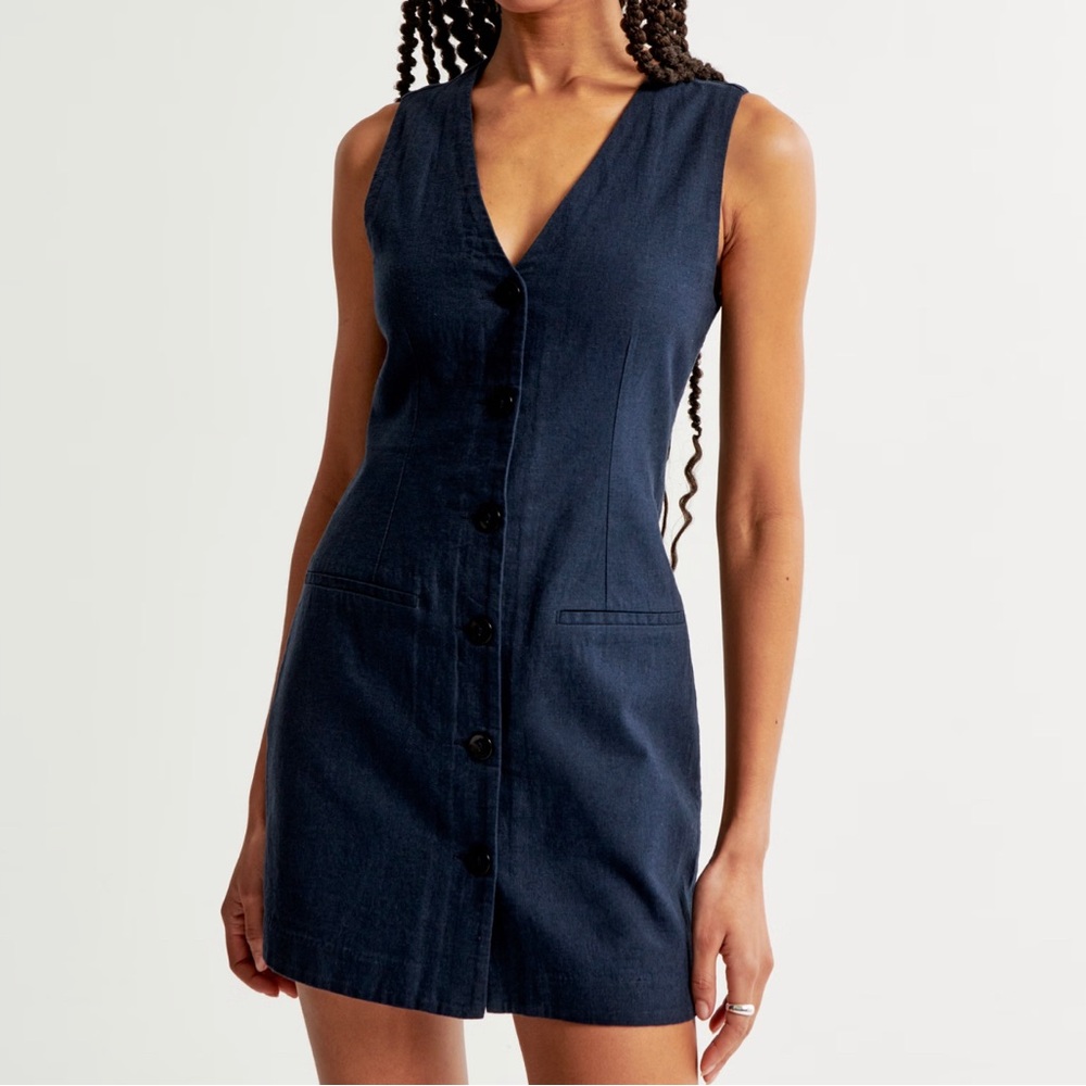 The A&F Mara Linen-Blend Vest Mini Dress